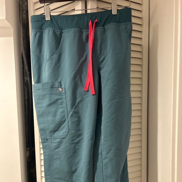 Figs pants - Picture 1 of 2